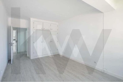 Apartamento T2 para Arrendamento em Oeiras e São Julião da Barra, Paço de Arcos e Caxias