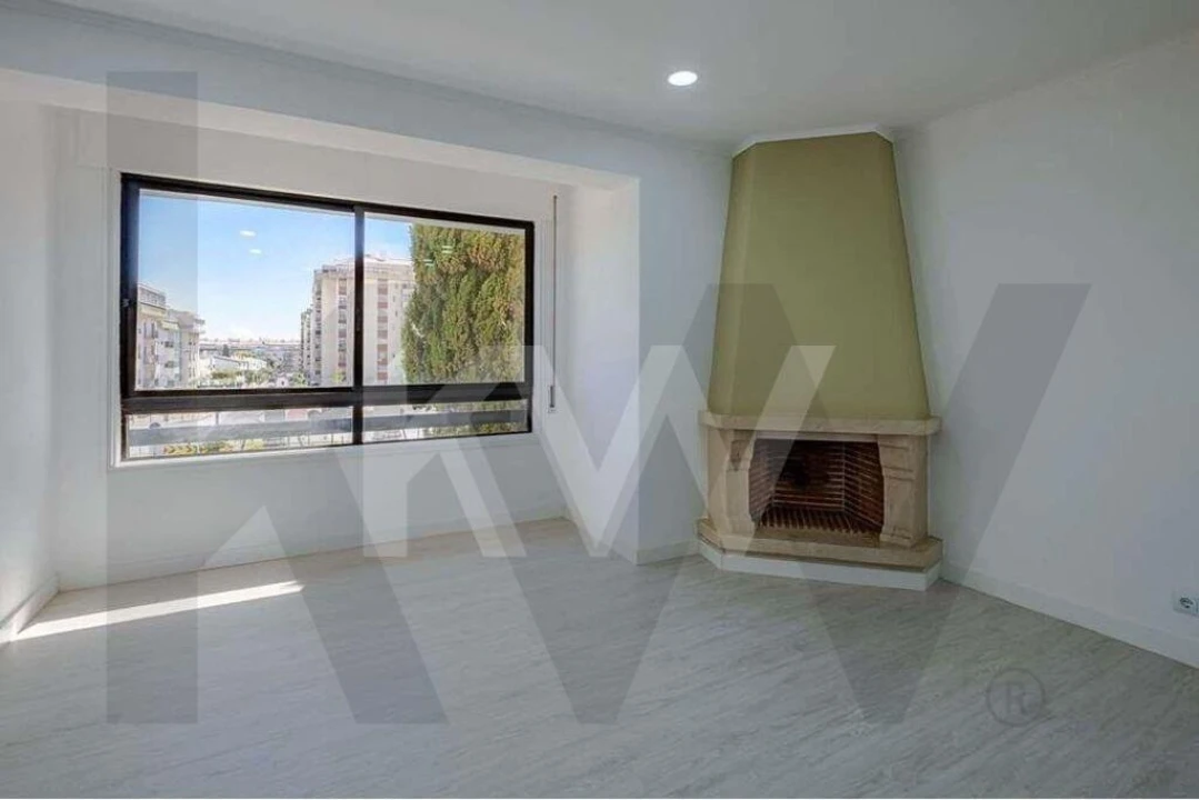 Apartamento T2 para Arrendamento em Oeiras e São Julião da Barra, Paço de Arcos e Caxias Foto 9