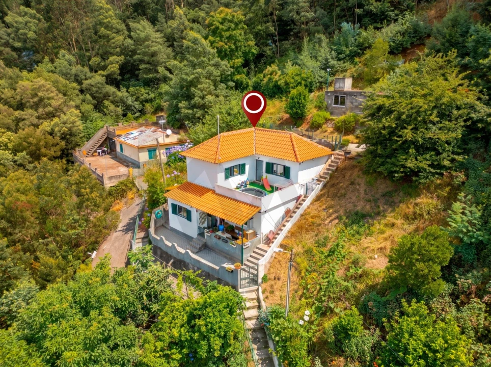 Moradia T2 para Venda em Monte Foto 1