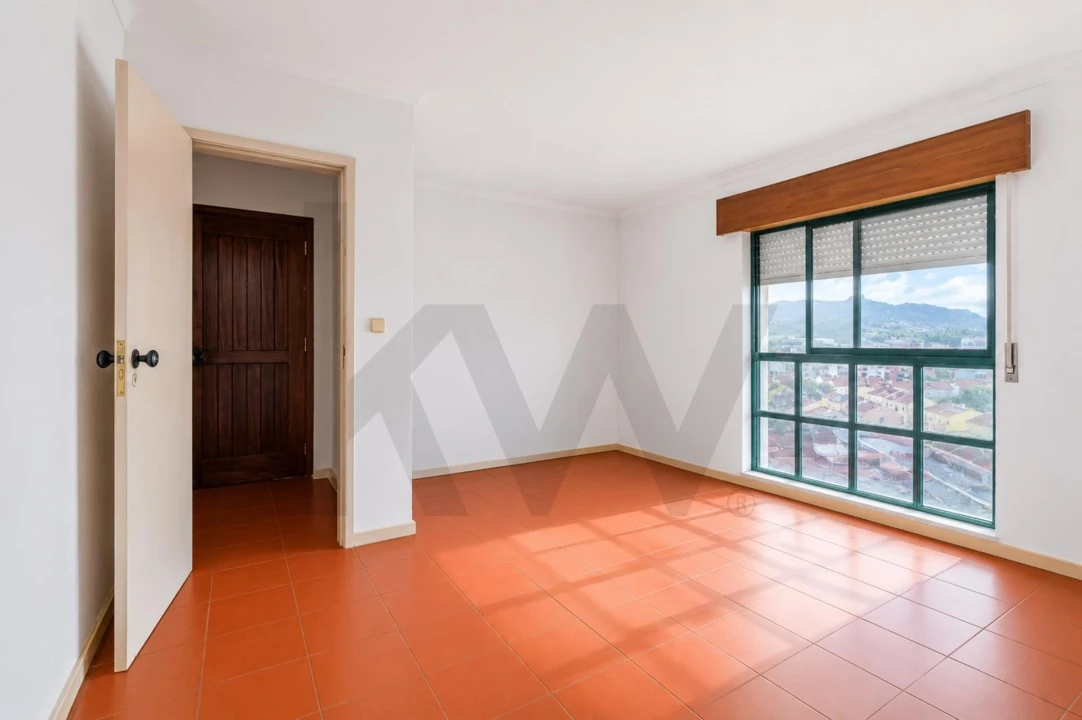 Apartamento T3 para Venda em Algueirão-Mem Martins Foto 5