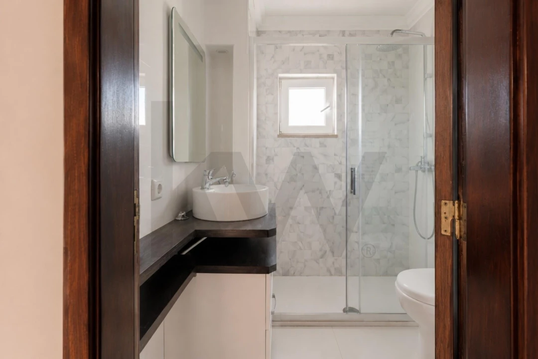 Apartamento T3 para Venda em Algueirão-Mem Martins Foto 16