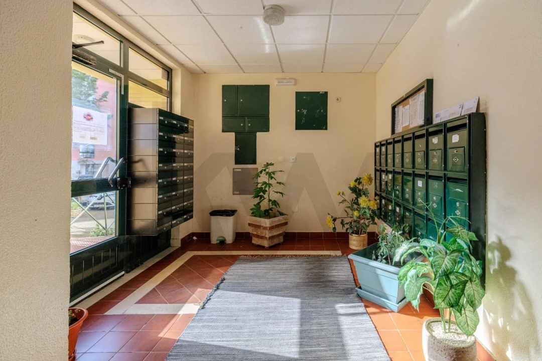 Apartamento T3 para Venda em Algueirão-Mem Martins Foto 26