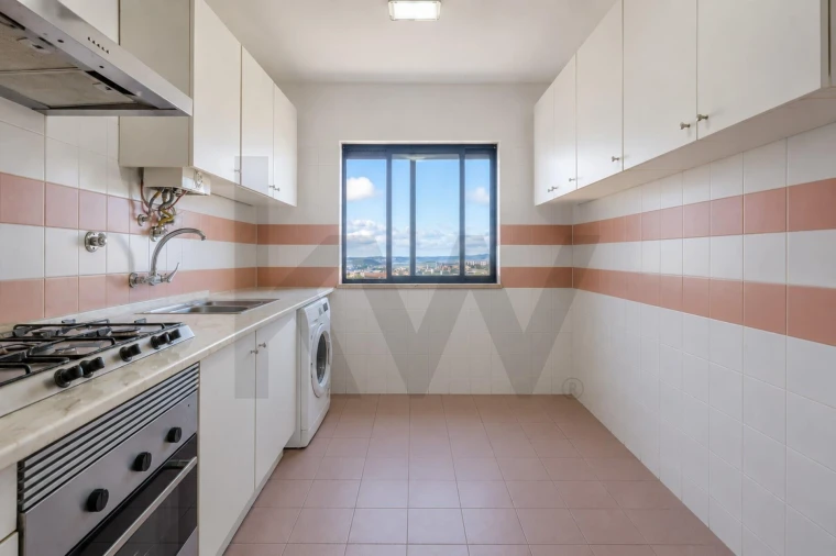 Apartamento T3 para Venda em Algueirão-Mem Martins Foto 21