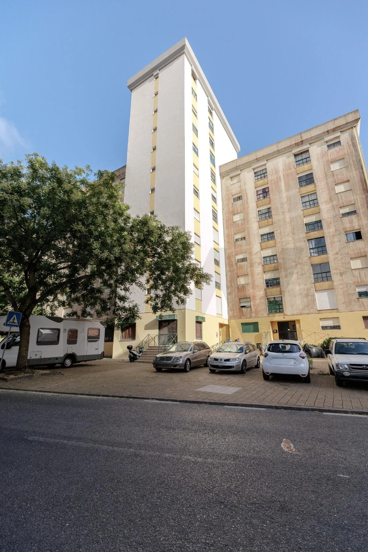 Apartamento T3 para Venda em Algueirão-Mem Martins Foto 27