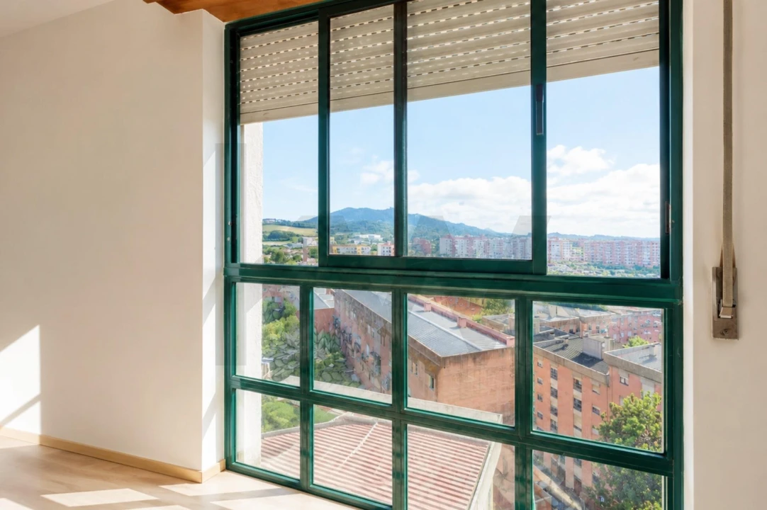Apartamento T3 para Venda em Algueirão-Mem Martins Foto 2