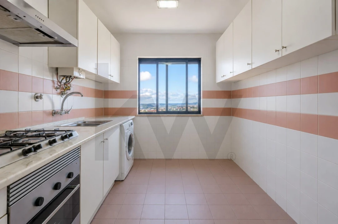 Apartamento T3 para Venda em Algueirão-Mem Martins Foto 21