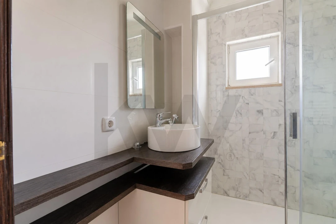 Apartamento T3 para Venda em Algueirão-Mem Martins Foto 17