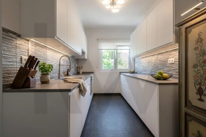 Apartamento T4 para Arrendamento em Carcavelos e Parede