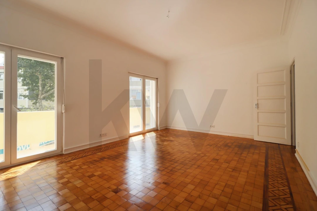 Apartamento T4 para Arrendamento em Carcavelos e Parede Foto 1