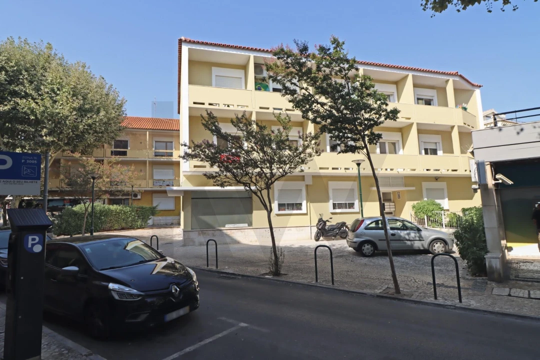 Apartamento T4 para Arrendamento em Carcavelos e Parede Foto 26