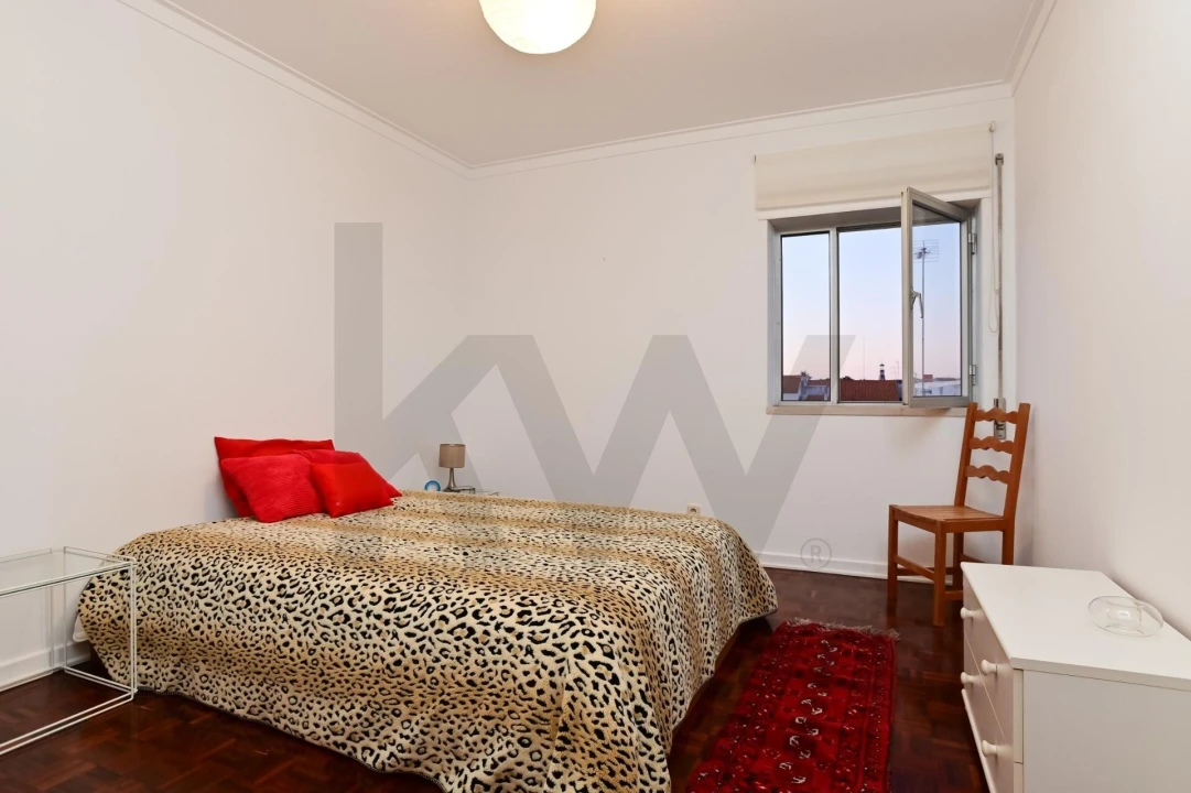 Apartamento T3 para Arrendamento em Benavente Foto 12