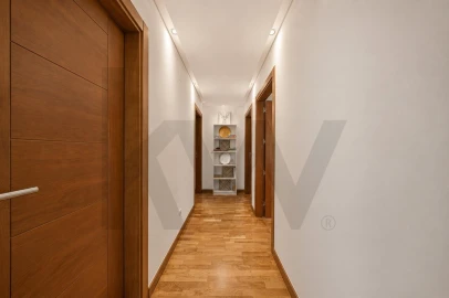Apartamento T3 para Venda em Mina de Água