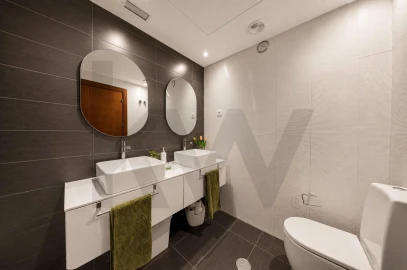 Apartamento T3 para Venda em Mina de Água