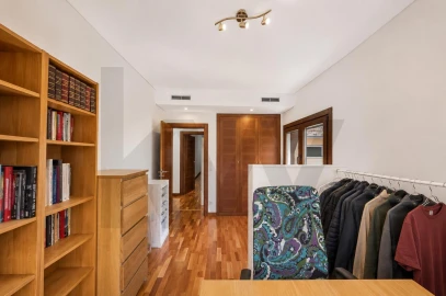 Apartamento T3 para Venda em Mina de Água
