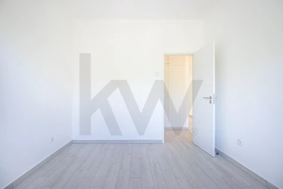Apartamento T2 para Arrendamento em Alverca do Ribatejo e Sobralinho