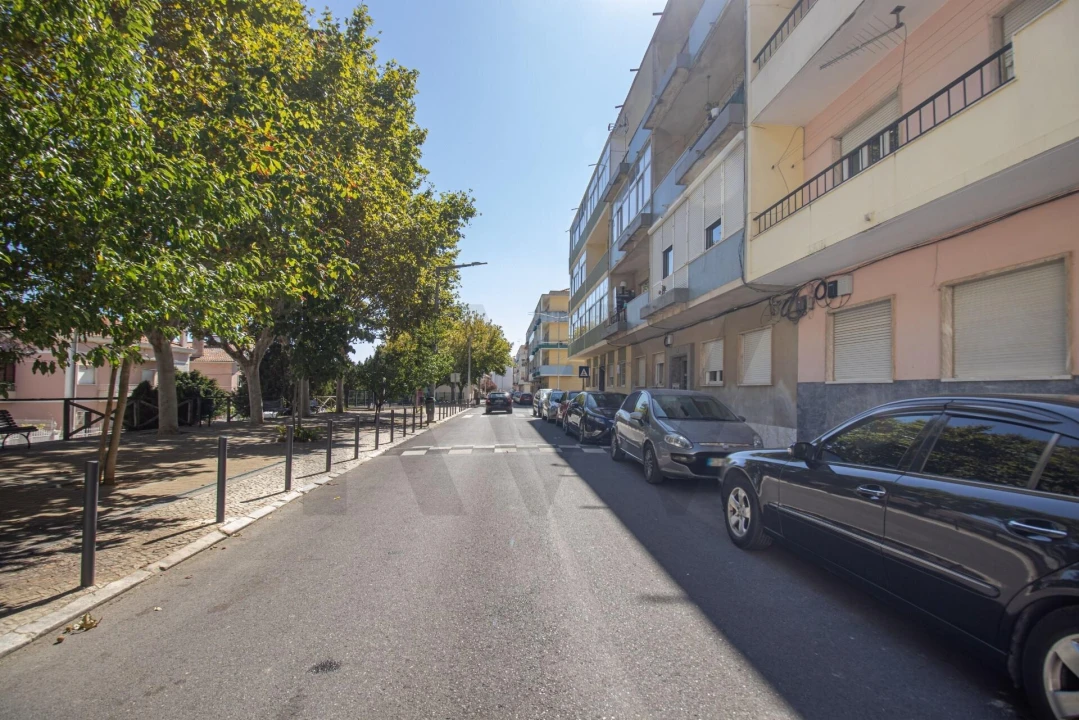 Apartamento T2 para Arrendamento em Alverca do Ribatejo e Sobralinho Foto 27