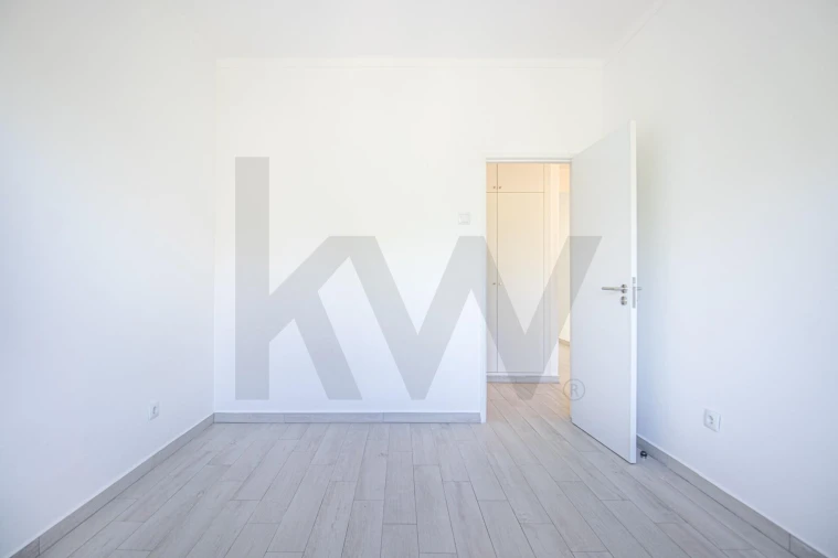 Apartamento T2 para Arrendamento em Alverca do Ribatejo e Sobralinho Foto 8