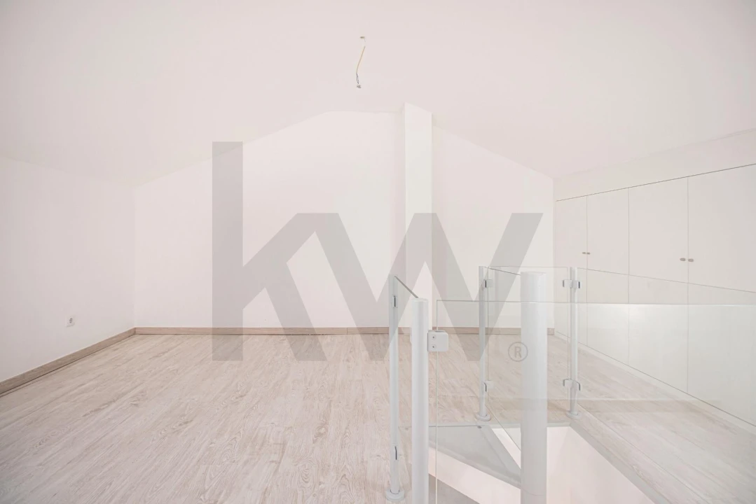 Apartamento T2 para Arrendamento em Alverca do Ribatejo e Sobralinho Foto 23