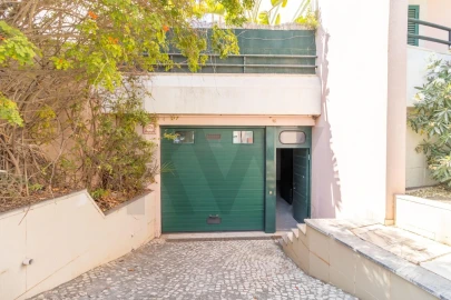 Garagem para Venda em Cascais e Estoril