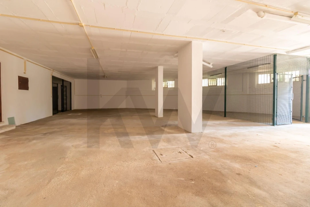 Garagem para Venda em Cascais e Estoril Foto 3