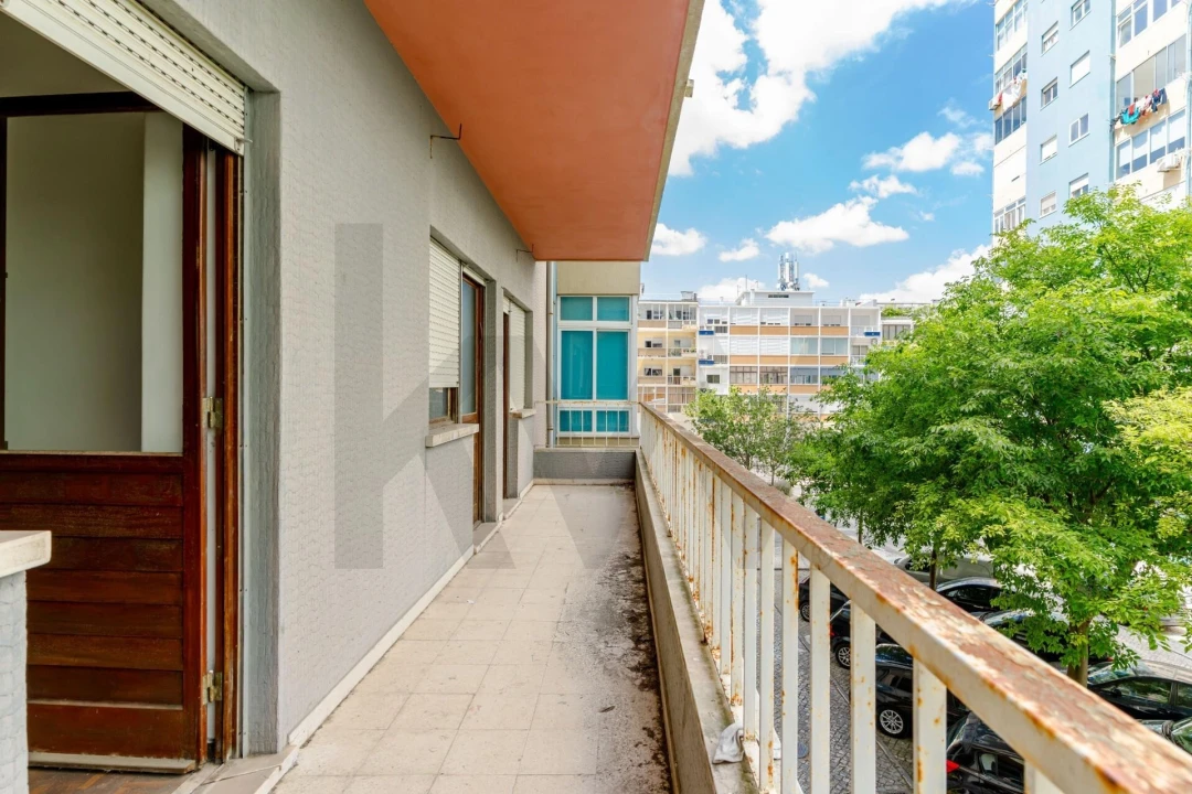 Apartamento T4 para Venda em Almada, Cova da Piedade, Pragal e Cacilhas Foto 1
