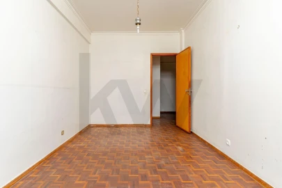 Apartamento T4 para Venda em Almada, Cova da Piedade, Pragal e Cacilhas