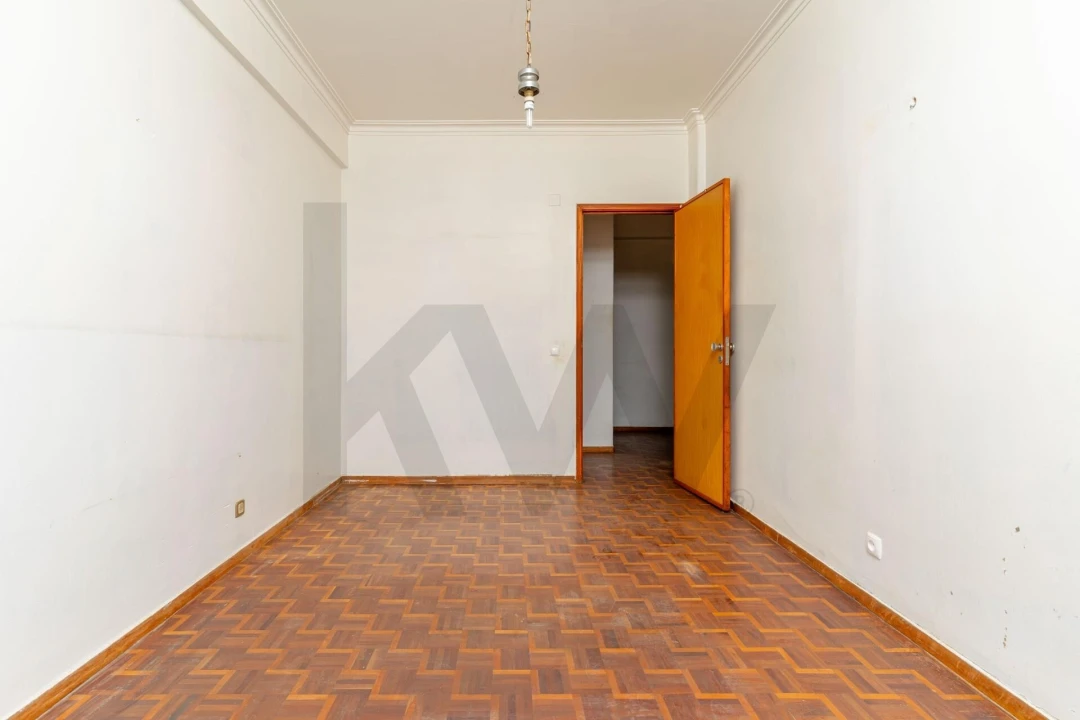 Apartamento T4 para Venda em Almada, Cova da Piedade, Pragal e Cacilhas Foto 17