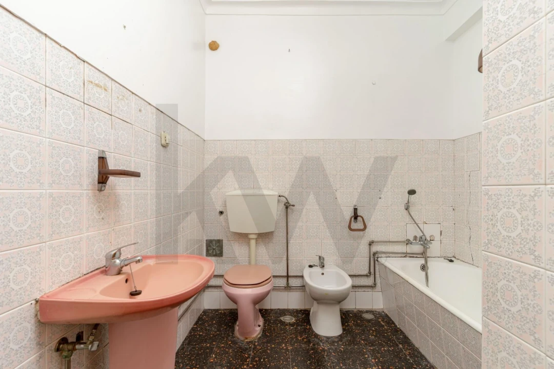 Apartamento T4 para Venda em Almada, Cova da Piedade, Pragal e Cacilhas Foto 27