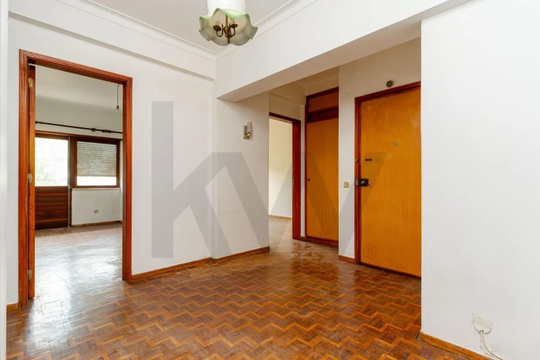 Apartamento T4 para Venda em Almada, Cova da Piedade, Pragal e Cacilhas Foto 3