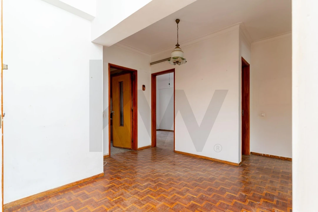 Apartamento T4 para Venda em Almada, Cova da Piedade, Pragal e Cacilhas Foto 8