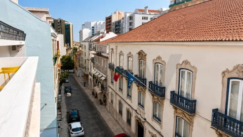 Apartamento T1 para Arrendamento em Avenidas Novas