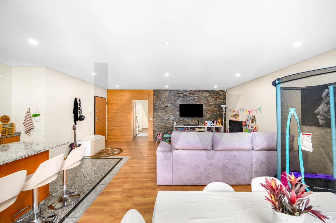 Apartamento T3 para Venda em Paço de Sousa Foto 8