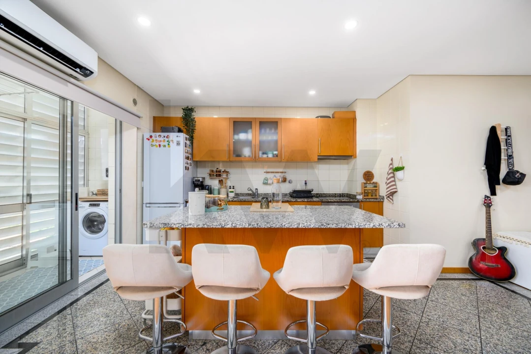 Apartamento T3 para Venda em Paço de Sousa Foto 4