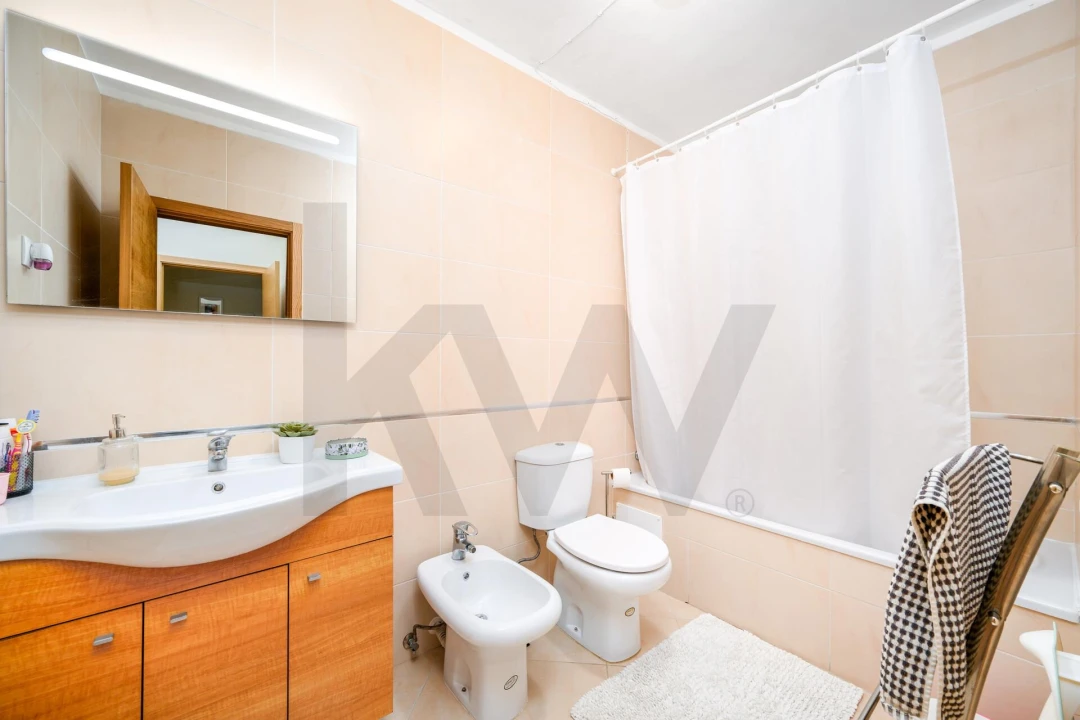 Apartamento T3 para Venda em Paço de Sousa Foto 12