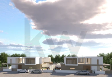 Moradia T4 para Venda em Charneca de Caparica e Sobreda