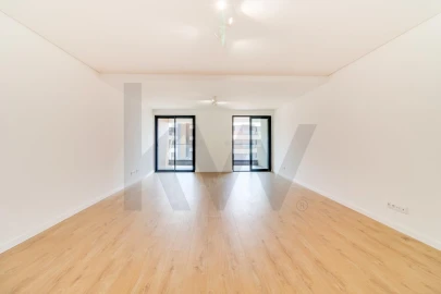 Apartamento T3 para Venda em Venteira