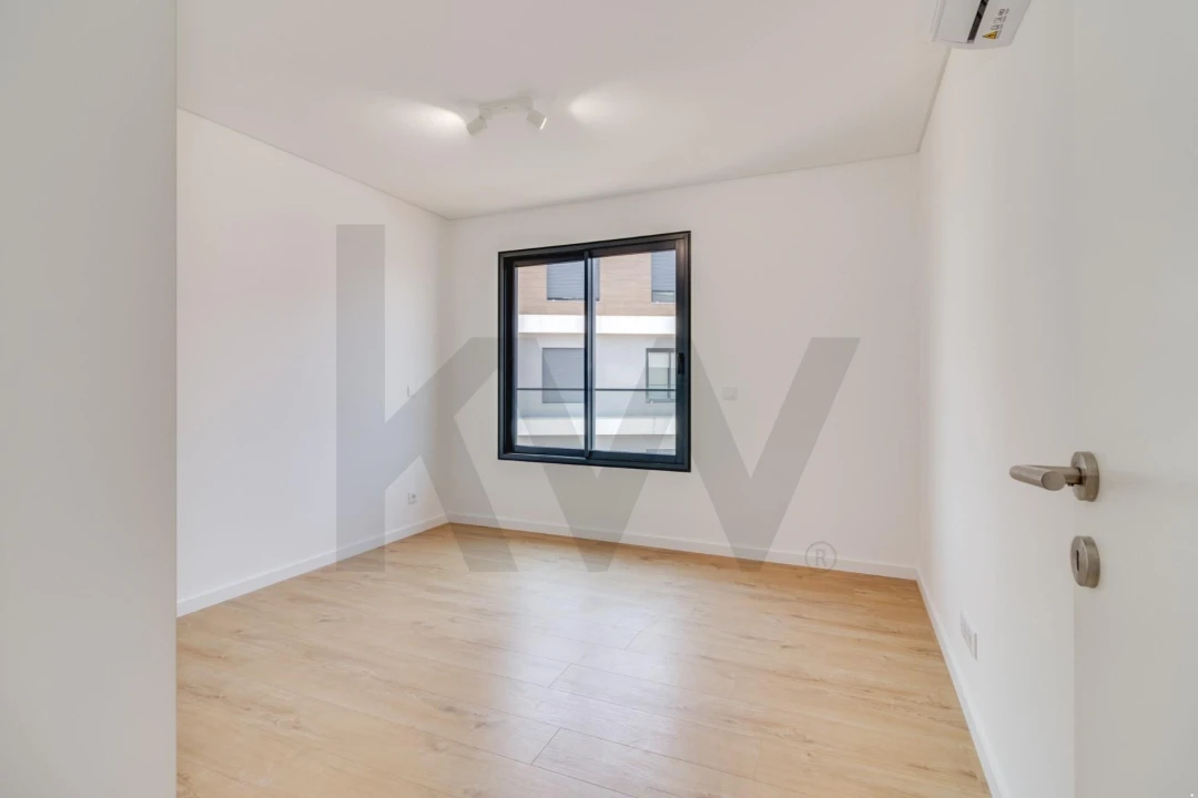 Apartamento T3 para Venda em Venteira Foto 17