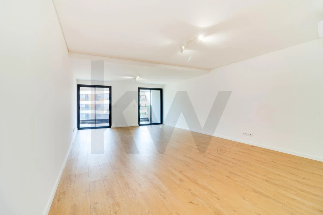 Apartamento T3 para Venda em Venteira Foto 2