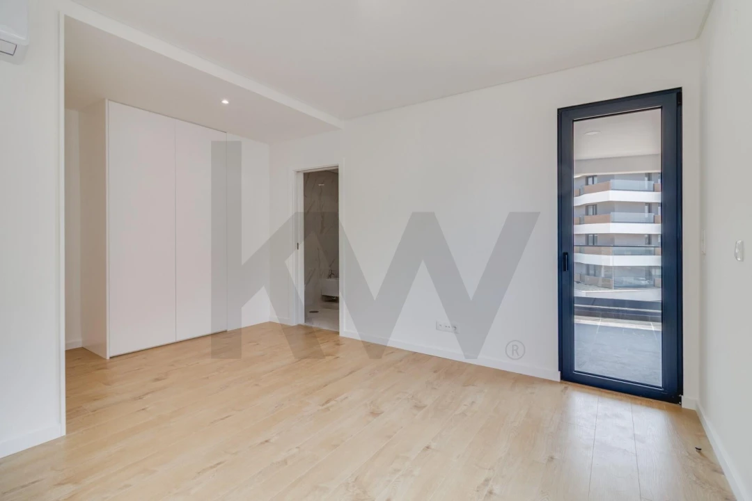 Apartamento T3 para Venda em Venteira Foto 22