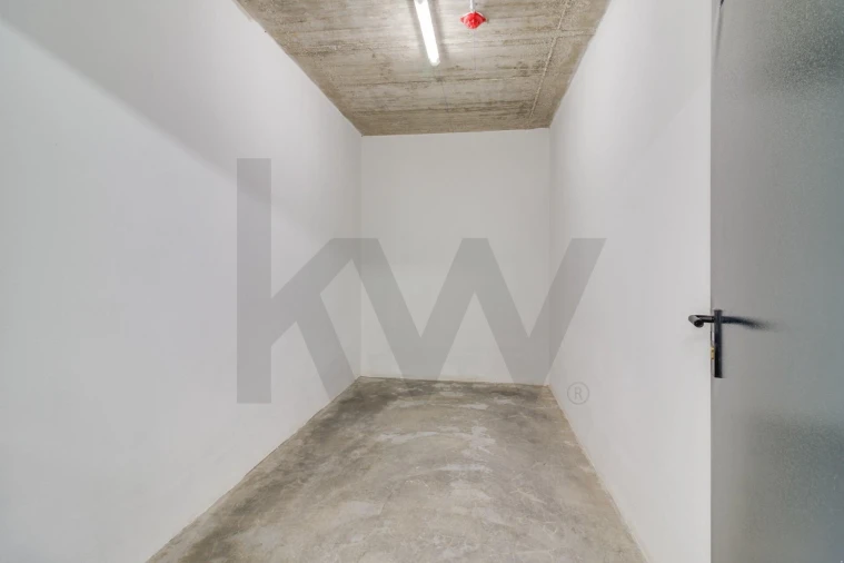 Apartamento T3 para Venda em Venteira Foto 28