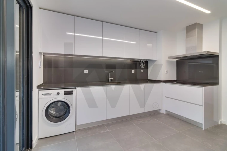 Apartamento T3 para Venda em Venteira Foto 9