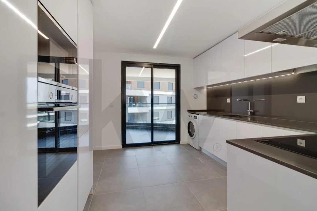 Apartamento T3 para Venda em Venteira Foto 8