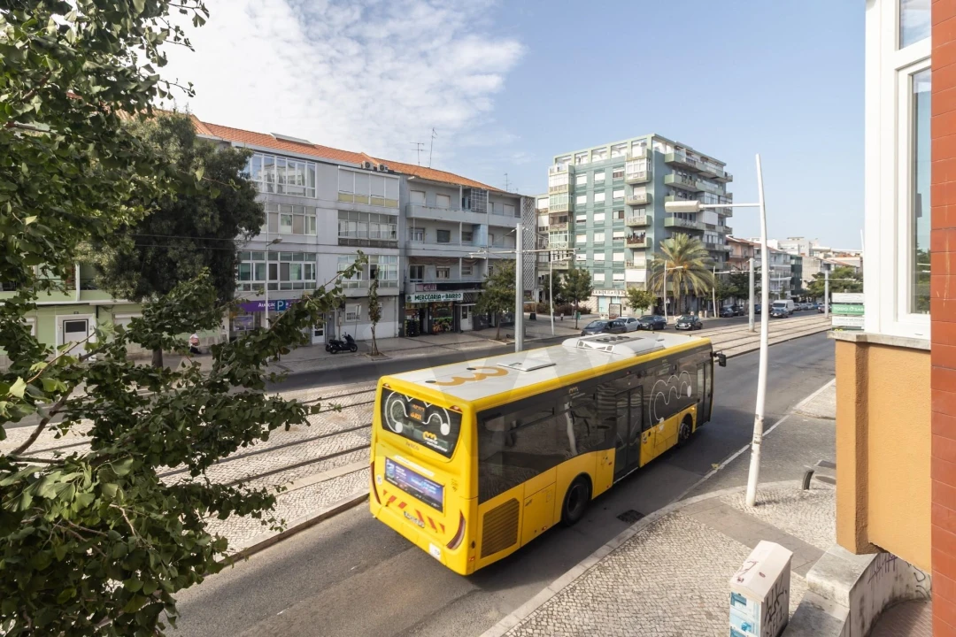 Apartamento T3 para Venda em Almada, Cova da Piedade, Pragal e Cacilhas Foto 53