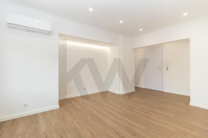 Apartamento T3 para Venda em Almada, Cova da Piedade, Pragal e Cacilhas