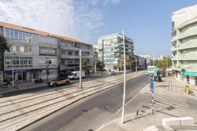 Apartamento T3 para Venda em Almada, Cova da Piedade, Pragal e Cacilhas