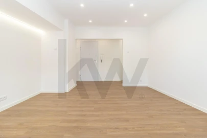 Apartamento T3 para Venda em Almada, Cova da Piedade, Pragal e Cacilhas