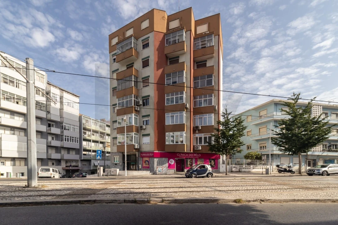 Apartamento T3 para Venda em Almada, Cova da Piedade, Pragal e Cacilhas Foto 51