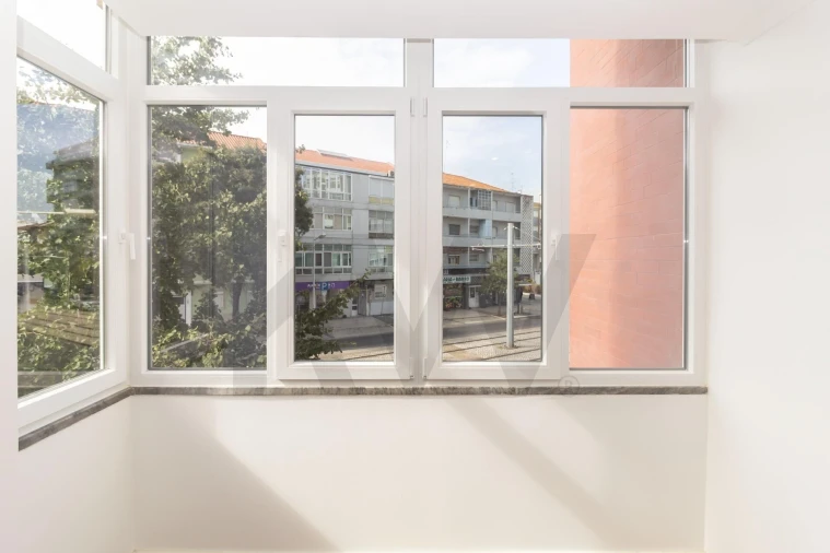 Apartamento T3 para Venda em Almada, Cova da Piedade, Pragal e Cacilhas Foto 11