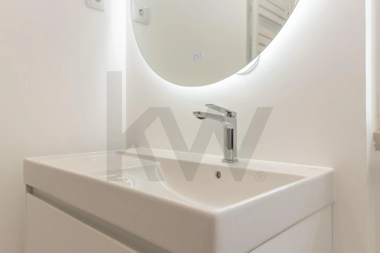 Apartamento T3 para Venda em Almada, Cova da Piedade, Pragal e Cacilhas Foto 39