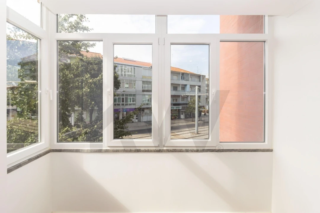Apartamento T3 para Venda em Almada, Cova da Piedade, Pragal e Cacilhas Foto 11
